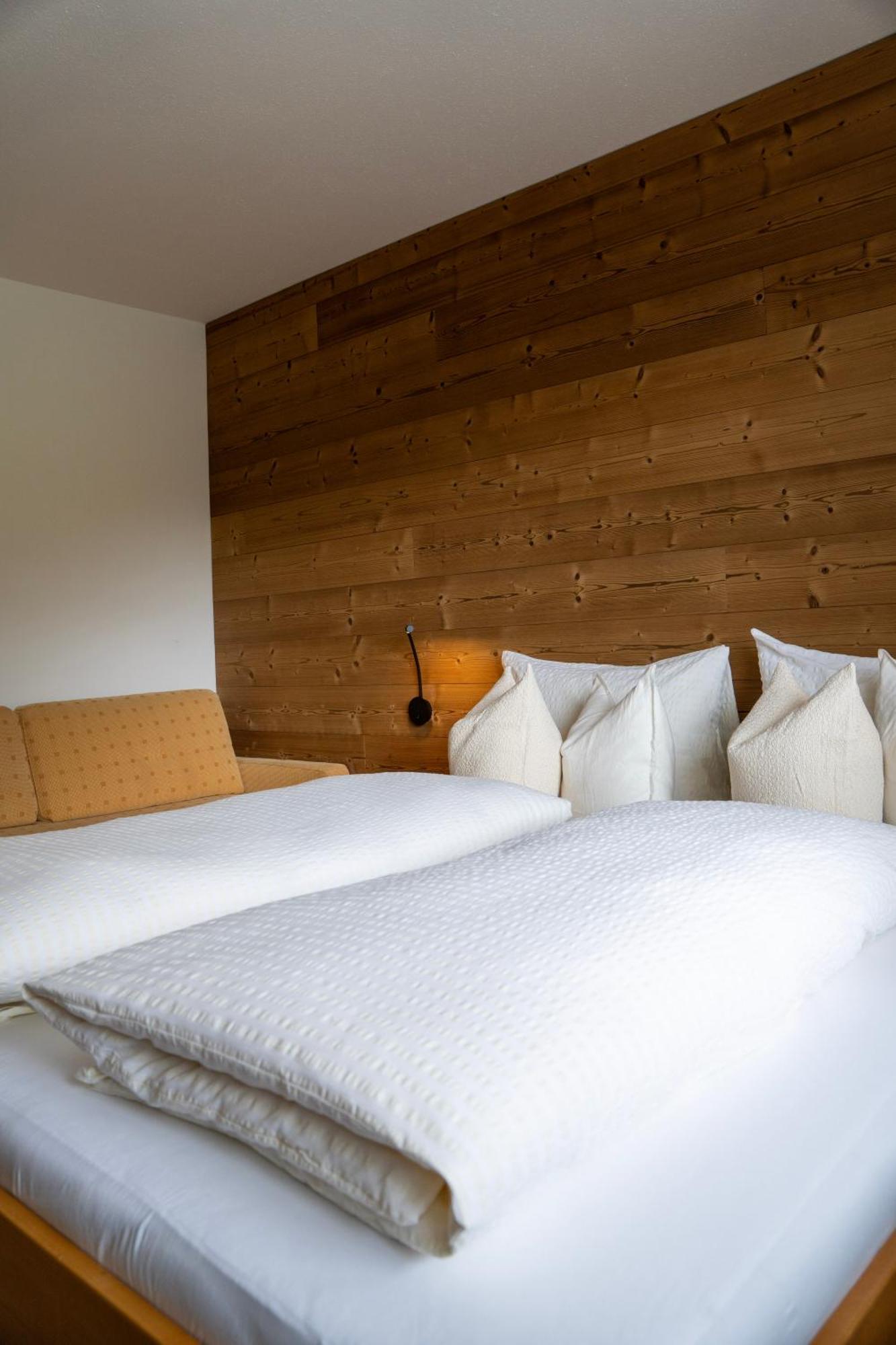 Berghaus Schafer Hotel Faschina Luaran gambar